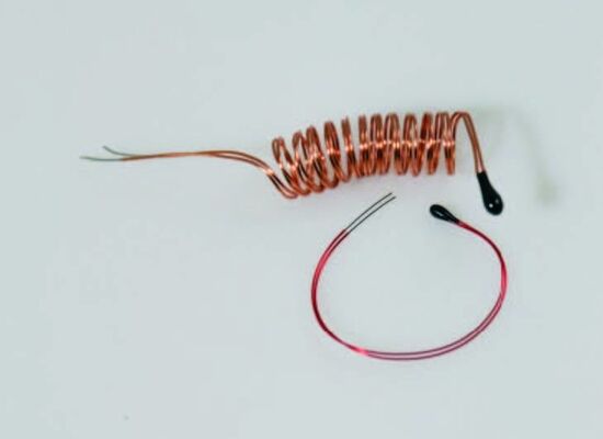 Thermistors NTC revêtus d'époxy avec des fils de plomb émaillés pour thermomètres numériques
